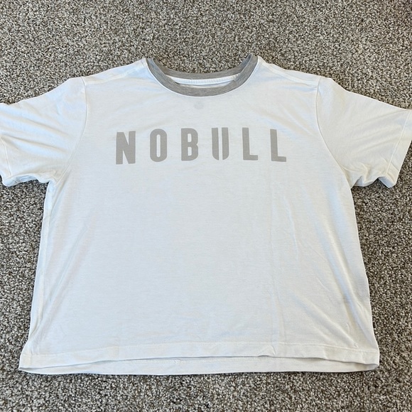 NOBULL Tops - NOBULL Boxy Tee, Size M, White and Gray